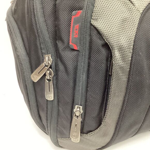 Tumi T-Tech Presido Lombard-Black Large Carry-On-Padded-No Shoulder Strap- 6754D - Picture 3 of 15